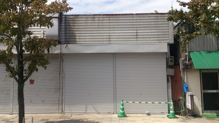 Alto Magazzinoファサード工事 before