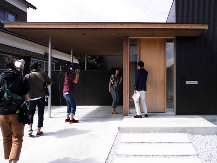 「広場の家」　FBS福岡放送めんたいワイドに登場です
